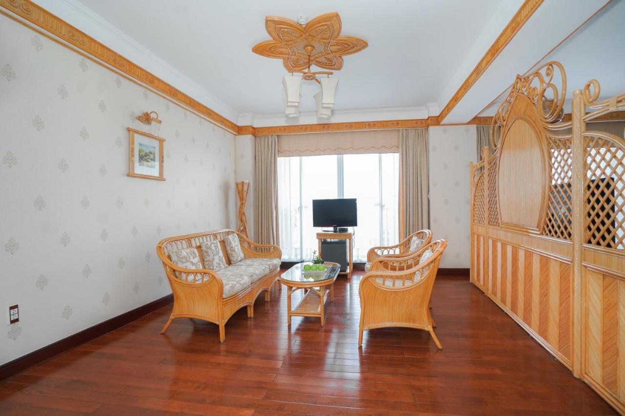 Senriver Hotel Da Nang Exteriör bild